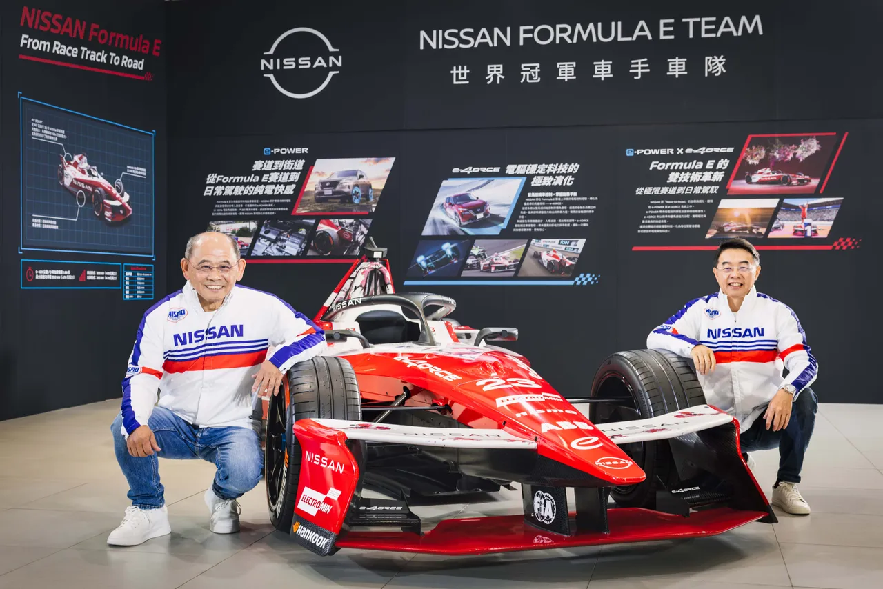 NISSAN以赛车科技作为展示主轴，展出Formula E GEN3 EVO纯电赛车。业者提供