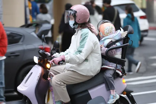 今日北东转雨变凉！周末更冷恐下探12°C　要做好保暖