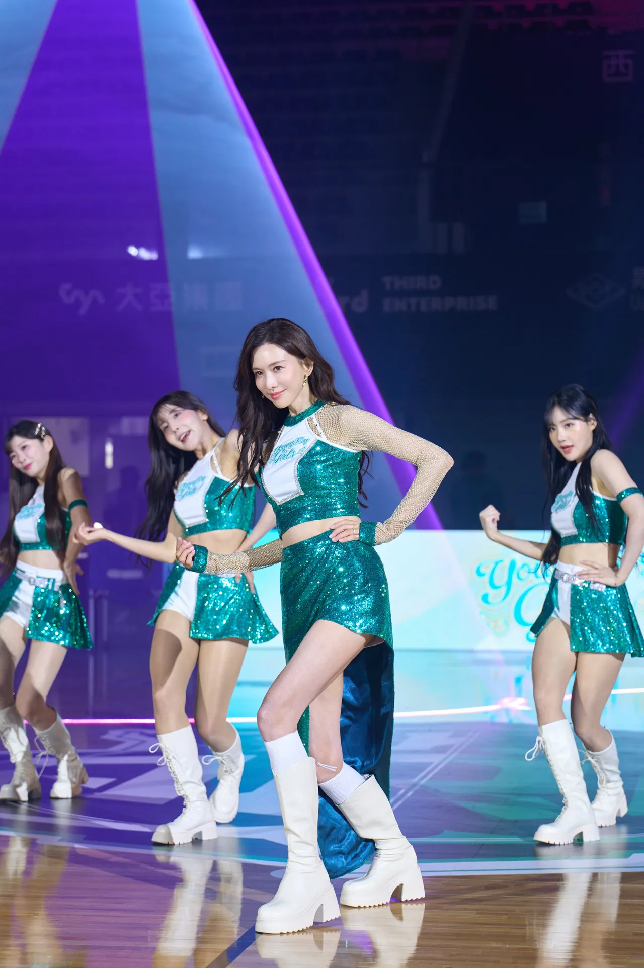 林志玲热舞。林志玲工作室提供