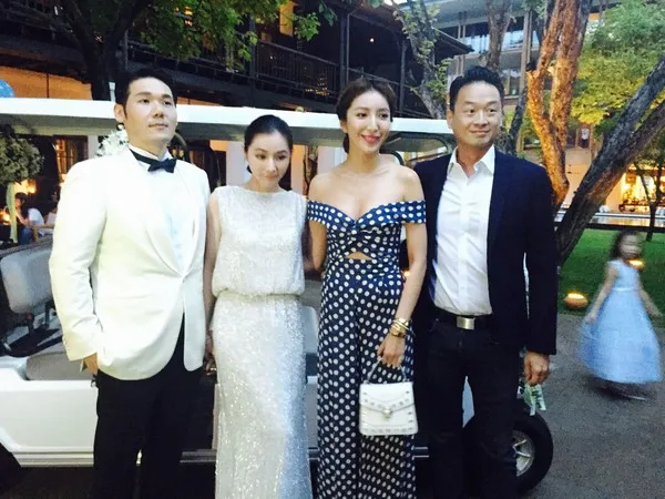 薛博仁（左）与杨谨华（右二）也是好友。薛博仁提供