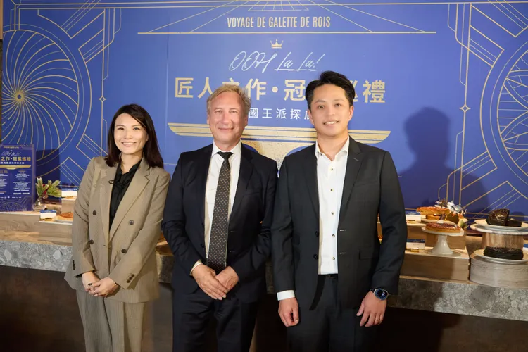 德麥食品總經理特助吳倩儂（左起）、法國在台協會商務處處長高德廉、Savencia台港澳區總經理何孟賢共同出席萊思克國王派盛會。業者提供