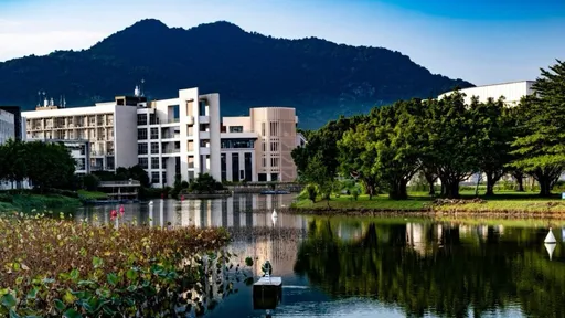 女大生校内捉迷藏失踪　室友手机定位惊见她在学校湖里