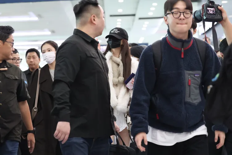 張員瑛走在IVE隊伍最前頭。特勤中心攝