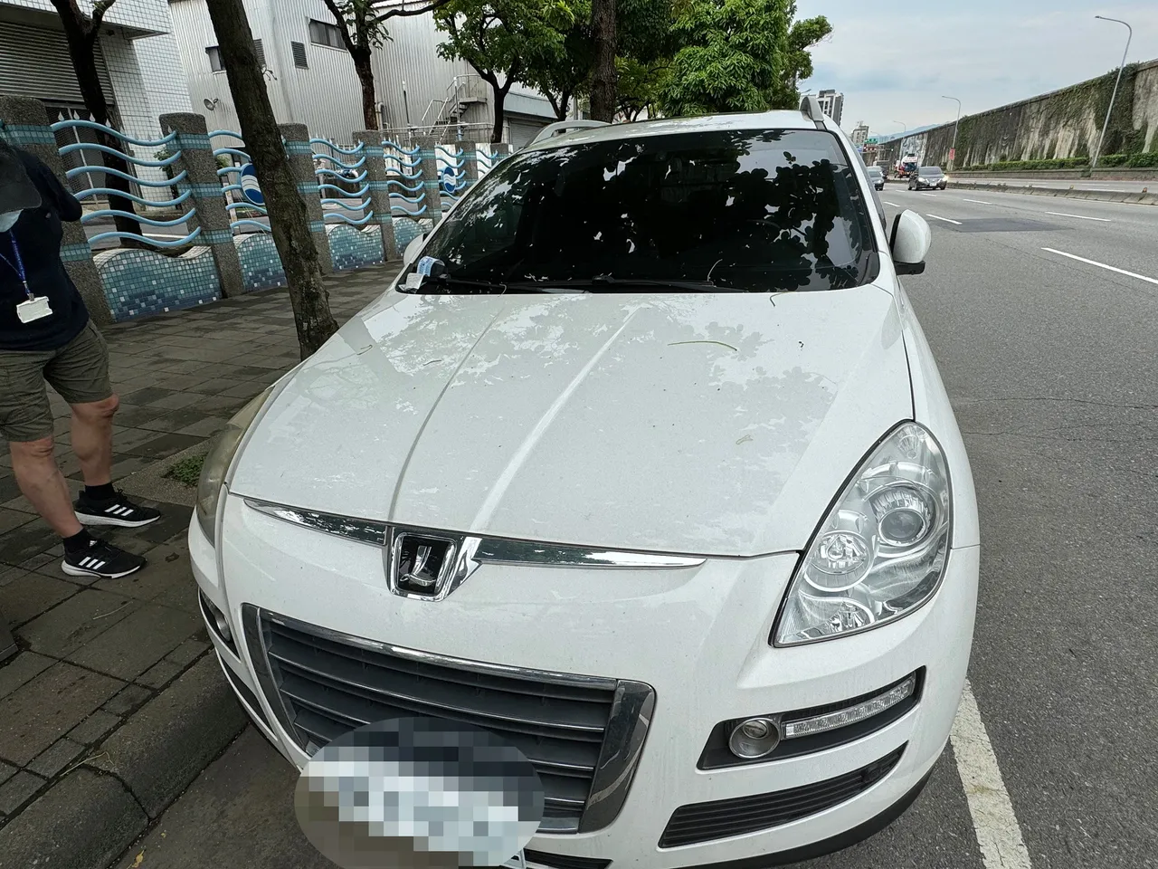 士林分署拍卖2012年纳智捷汽车。士林分署提供