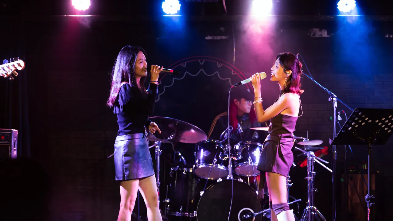 蜜雪惊喜为言佳泫站台。嘉乐娱乐工作室提供