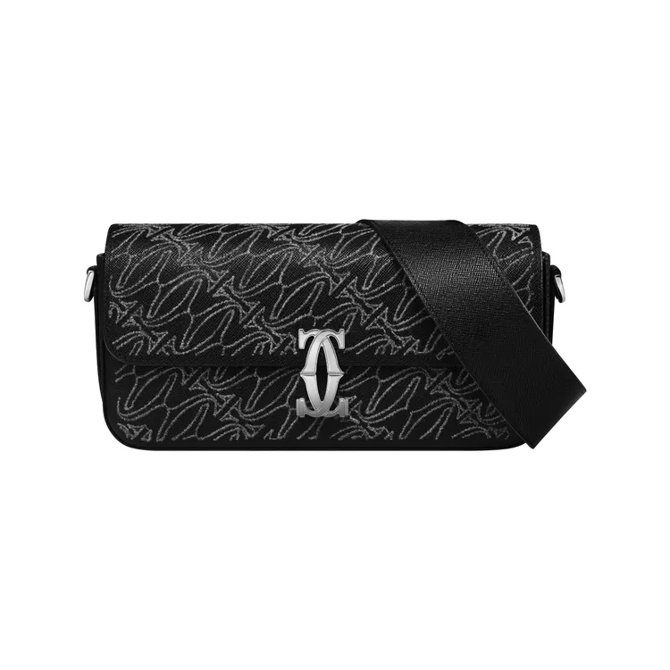 C de Cartier橫式肩背包，13萬元。品牌提供