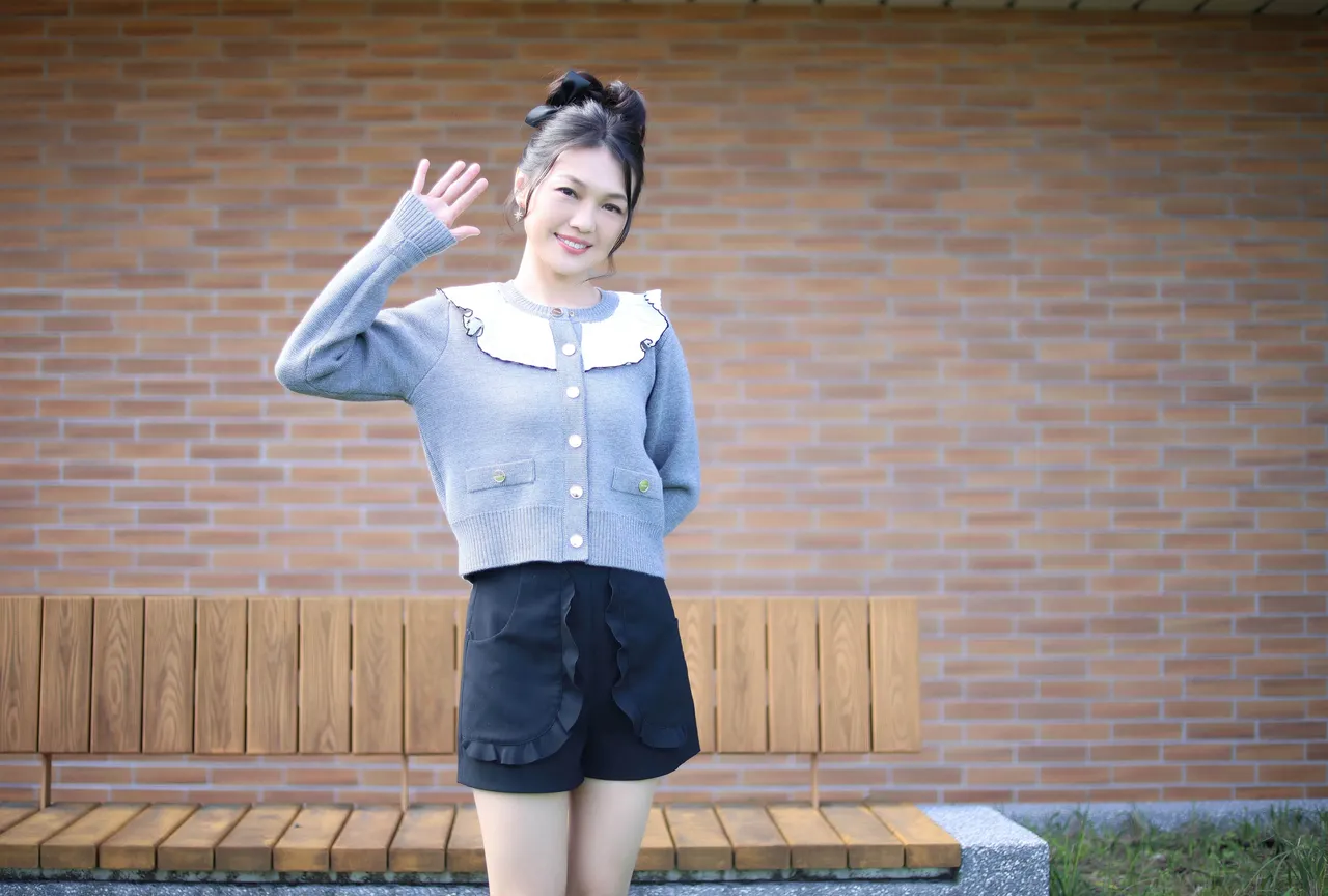 「鲜肉收割机」ELVA感情现况曝光？　超正姊妹淘蜜雪停顿5秒这样说