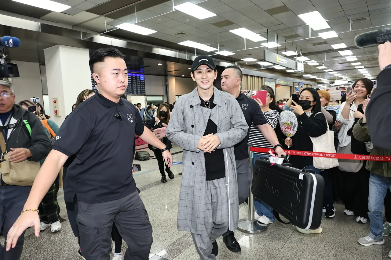 町田启太停留2分半的时间。摄影中心摄