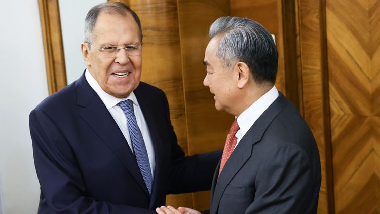 中方求助俄羅斯聯合聲明　王毅：堅決遏止日本企圖再軍事化