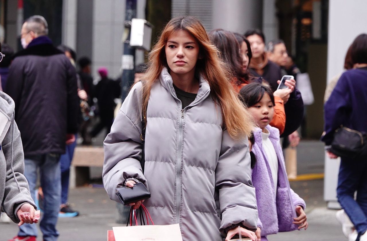 大陸冷氣團發威! 16縣市颳強風 越晚越冷明晨下探10°C