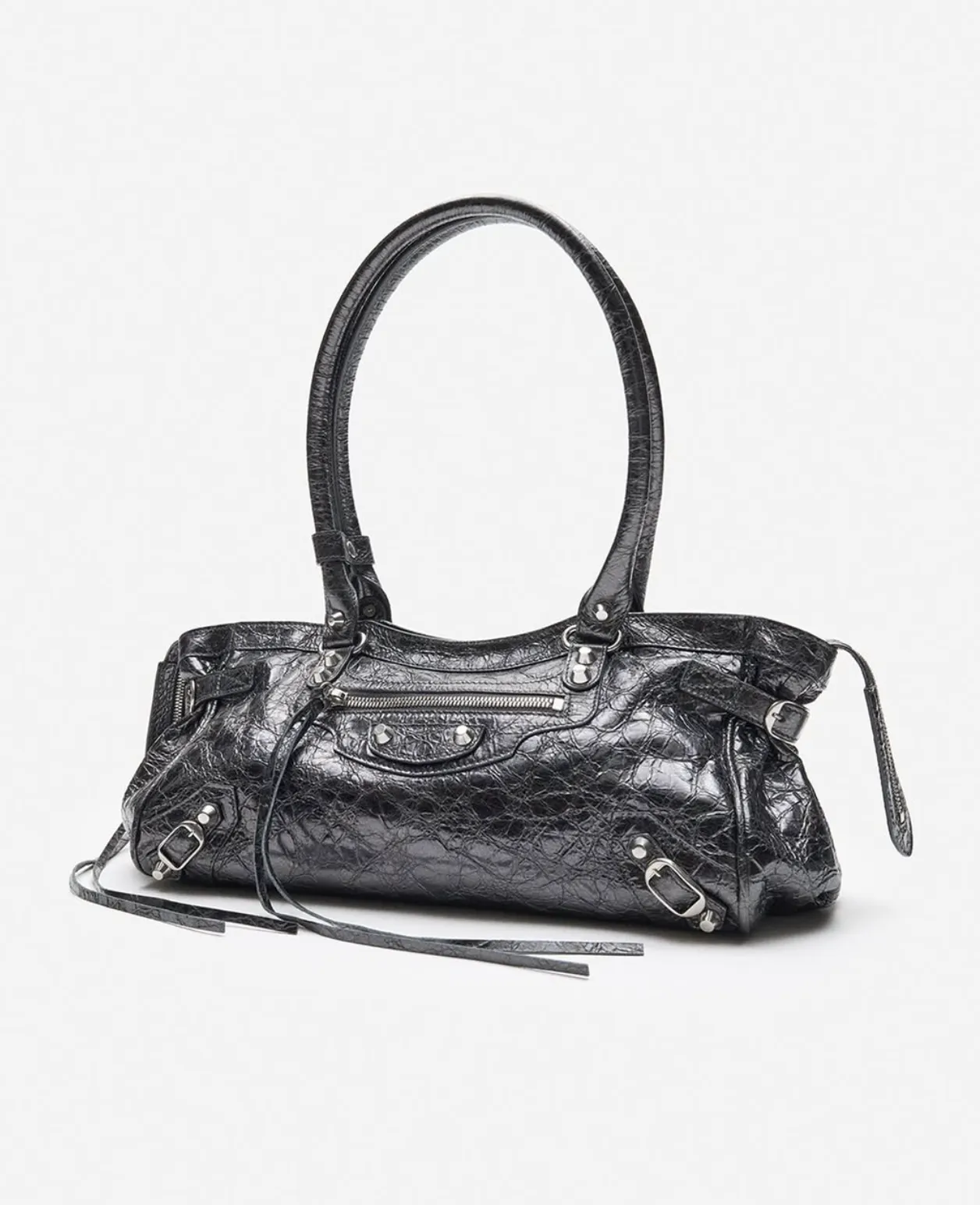 BALENCIAGA最新Le City Bag。翻摄IG