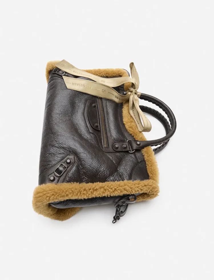 BALENCIAGA最新Le City Bag。翻攝IG