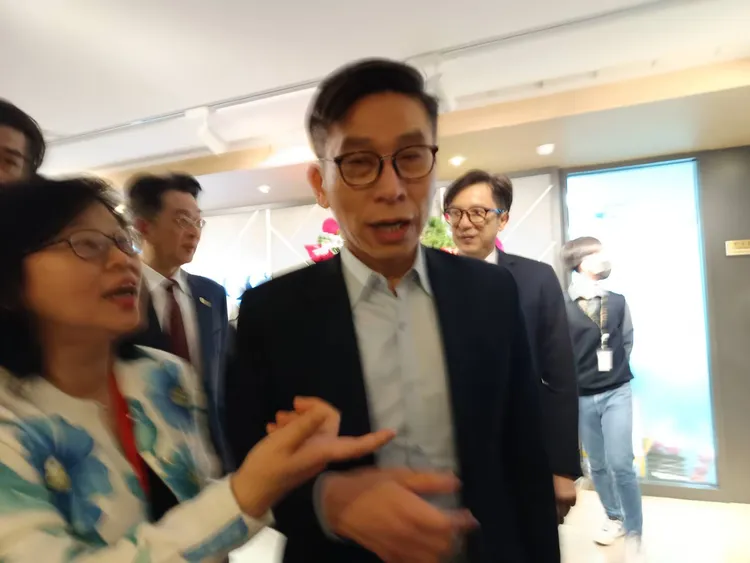 立法院財政委員會今視察台灣集中保管結算所股份有限公司TISA業務概況。許麗珍攝