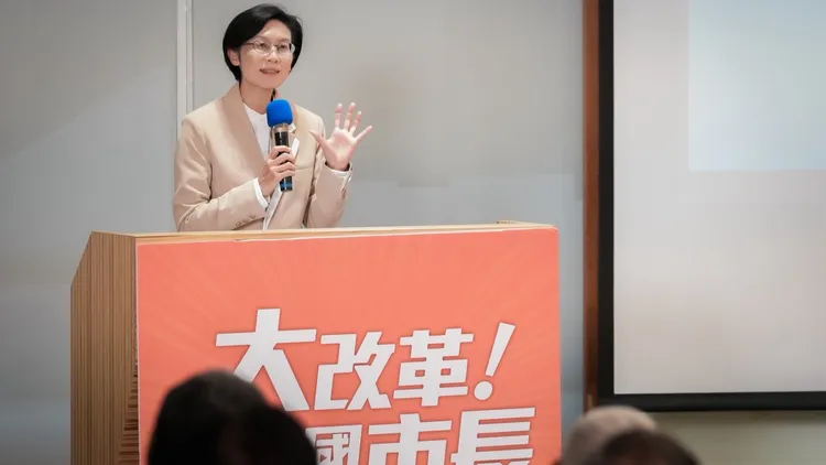 林岱桦发表「起造新高雄」政策，以「三大护国产业」科技、军工与海洋为核心。翻摄画面