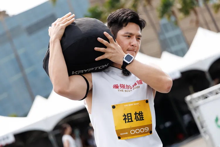 祖雄帶老婆佳娜到場「逼自己」。好看娛樂提供