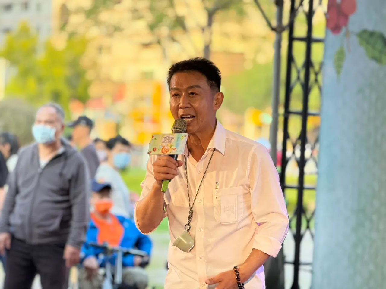 曝高雄市长内参民调「黄金交叉」　许智杰：差距0.9%内