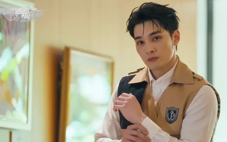 黃偉晉成為不可獲缺的探員之一。映底子國際傳媒股份有限公司