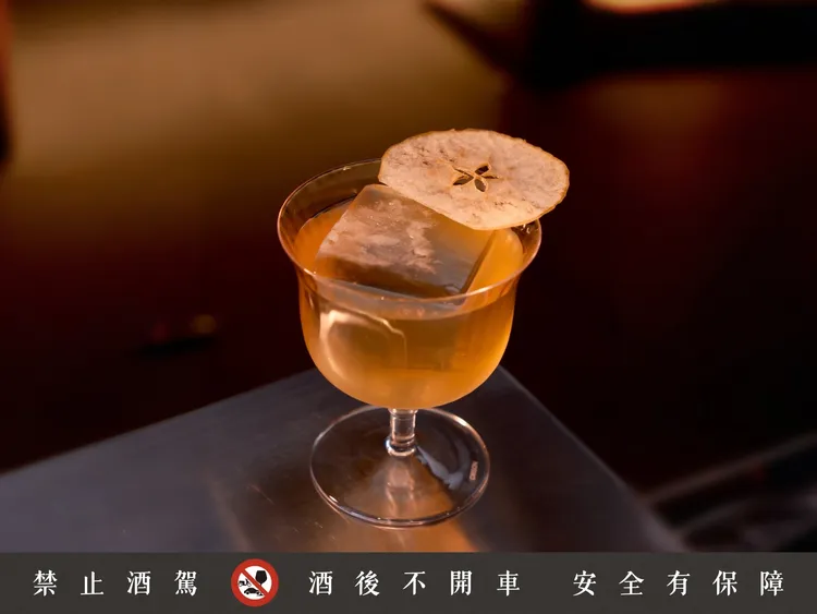 Knock Knock創辦人Emma透露私心最愛新酒單：焦糖蘋果派。業者提供