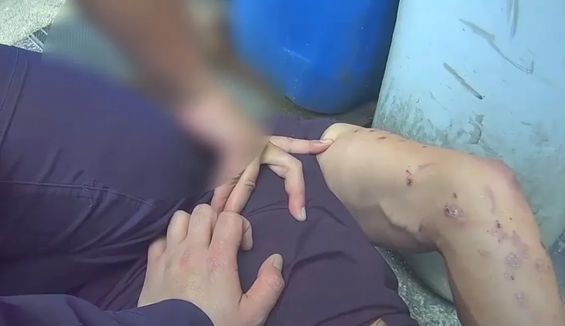 苏姓惯窃被依现行犯逮捕。翻摄画面