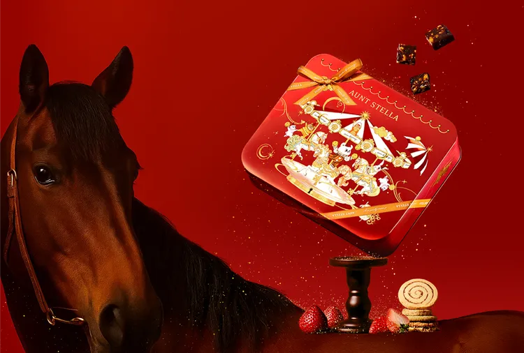 「瑞駒迎春」為Aunt Stella 詩特莉與陽光基金會合作之公益禮盒，於新春佳節為收禮人獻上暖心祝福。業者提供