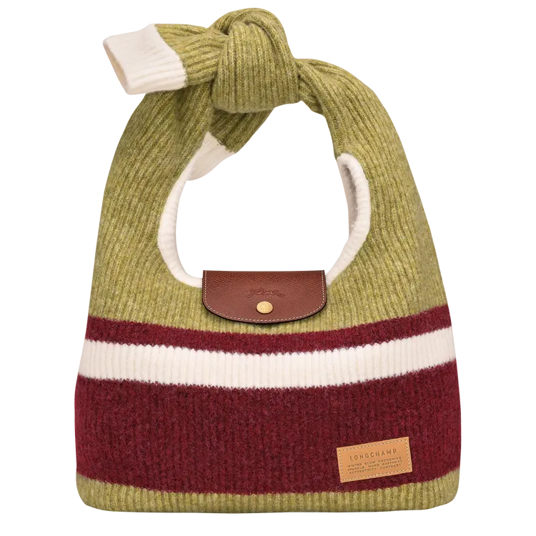 Longchamp Le Pliage Cocooning系列肩背包，1萬9000元。品牌提供