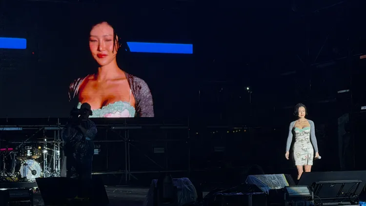 HWASA展現歌喉結合精湛舞步，猶如她個人演場會般精采。曾佳俊攝