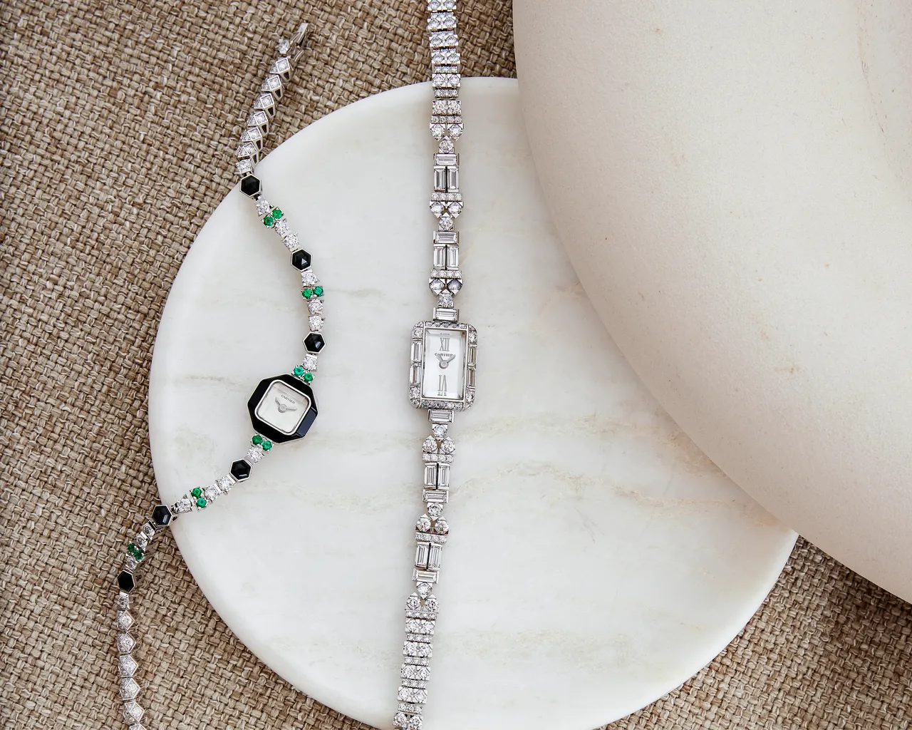 高级珠宝晚宴表。品牌提供
