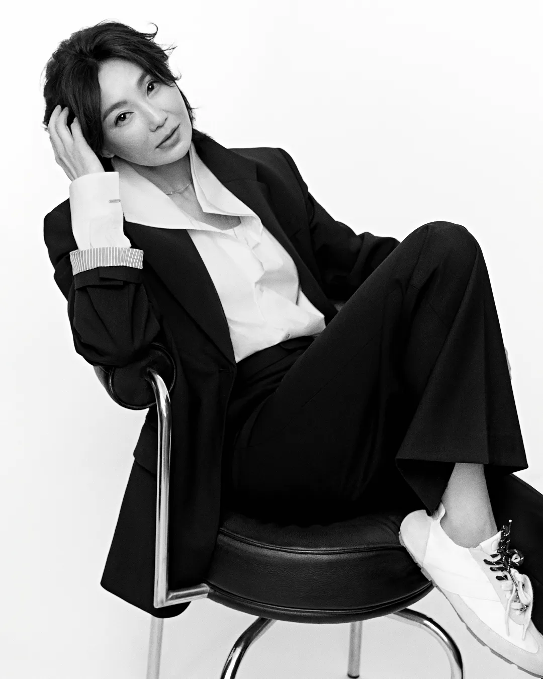 61岁张曼玉近照曝光。翻摄脸书