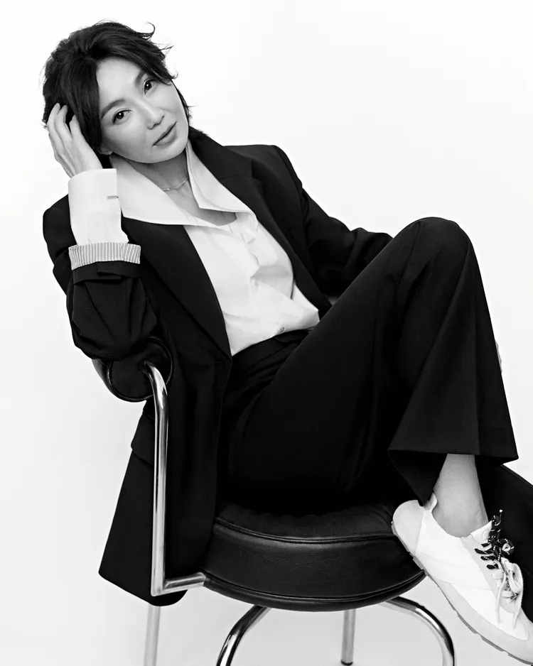 61歲張曼玉近照曝光。翻攝臉書