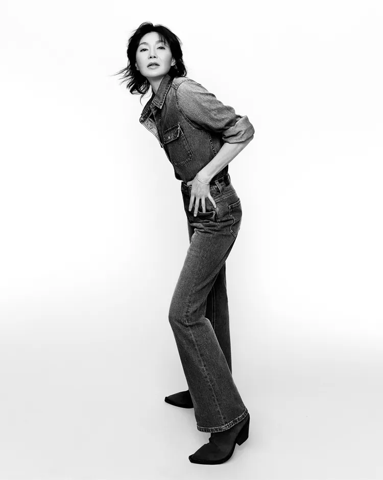 61歲張曼玉近照曝光。翻攝臉書