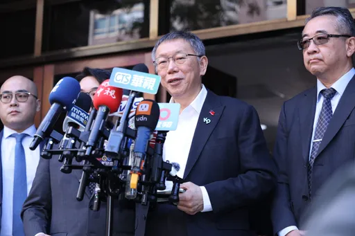 苏一峰发文关心柯文哲案、军购炸药　脸书帐号又被封