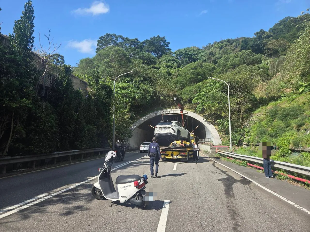 事故现场。翻摄画面