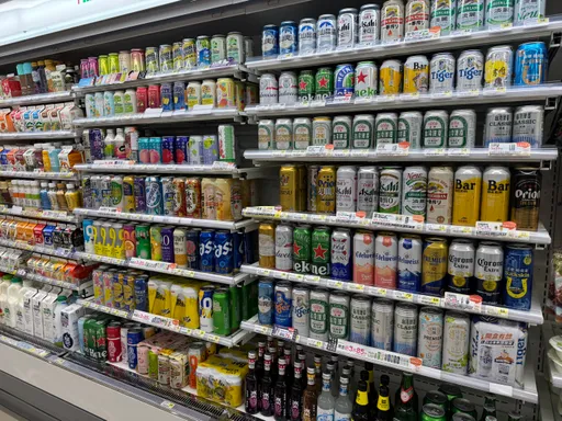 同一杯啤酒差很大？日研究揭「杯子厚薄」影响甜苦