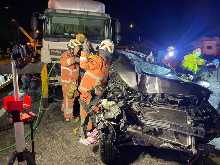 现场抢救。新竹市消防局提供