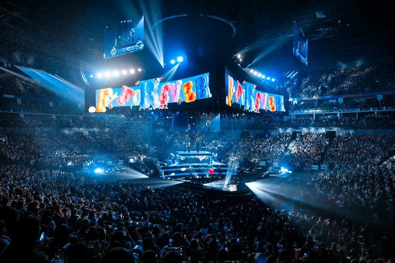 演唱会斥资2.5亿打造。相信音乐提供