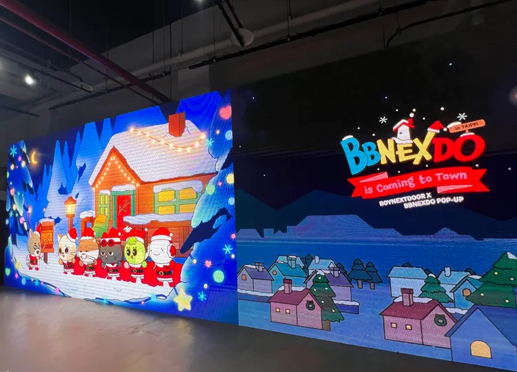 BBNEXDO穿上聖誕老人裝扮，來台陪ONEDOOR過節。陳薇安攝