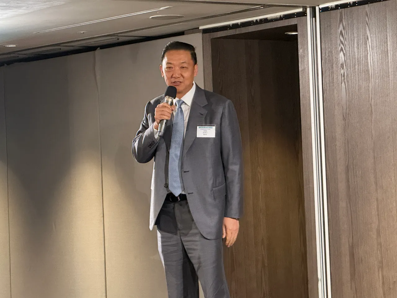 再生能源商业同业公会理事长胡惠森。吕承哲摄