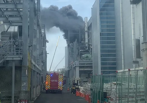 台南科工区滤光片工厂火警　浓烟狂冒还有爆炸声