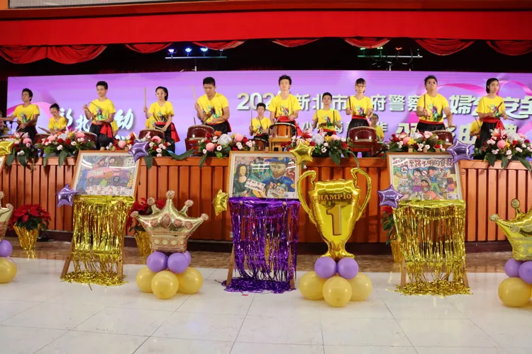 光仁高中特教班以太鼓表演開場。翻攝畫面