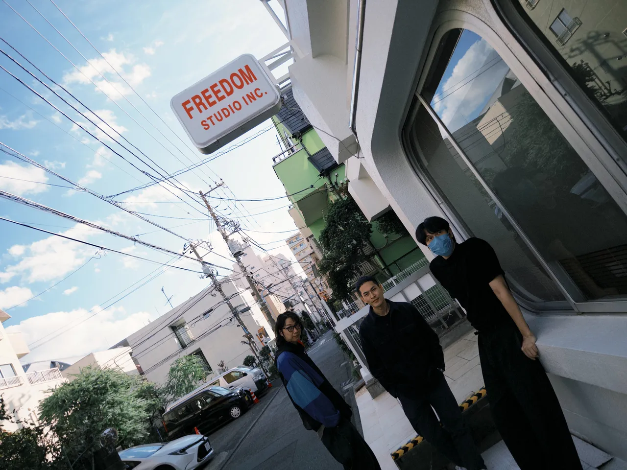 宇宙人才刚去日本录制新专辑。相信音乐提供