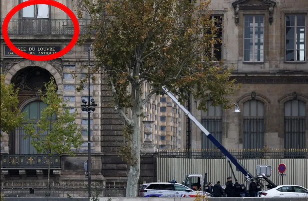 罗浮宫珠宝大窃案　30秒之差窃贼逃过警察