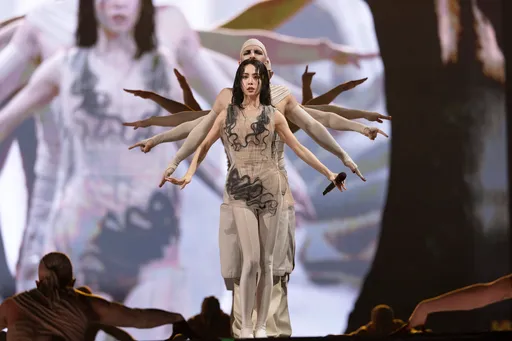 蔡依林开唱被扯「光明会」　音乐总监笑斥：那我就是金城武