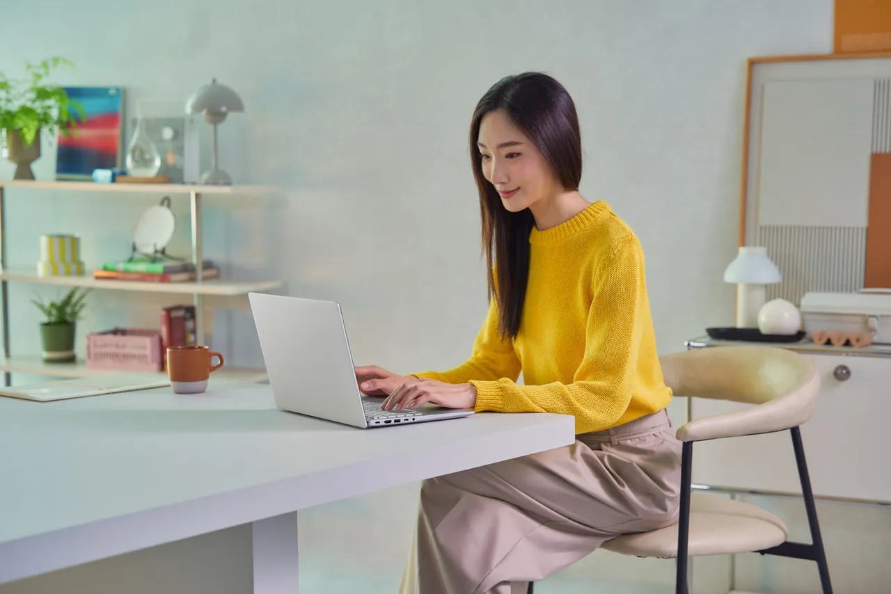 ASUS Vivobook S14具备潮流与效能的完美平衡