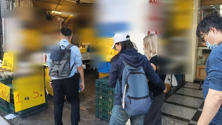 台中專勤隊今天在大里區找到該名女子，後續將把她驅逐出境。翻攝照片