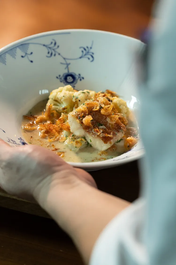 旬鮮魚 櫻花蝦 白酒奶油醬。業者提供