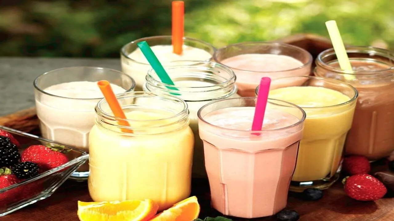 妇产科名医苏怡宁指出，喂婴儿喝成人营养奶昔存在极大风险。翻摄X