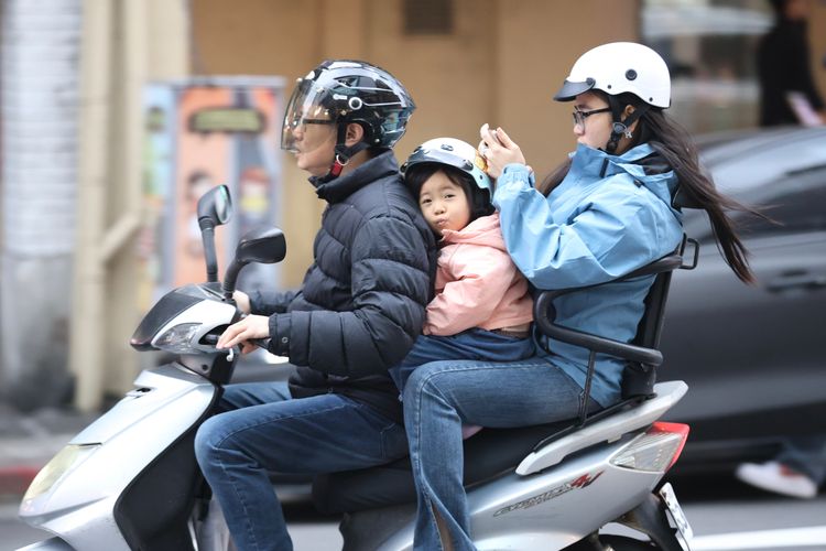 入冬最強冷空氣報到!週末低溫恐剩12°C 恐冷到「下週這時」