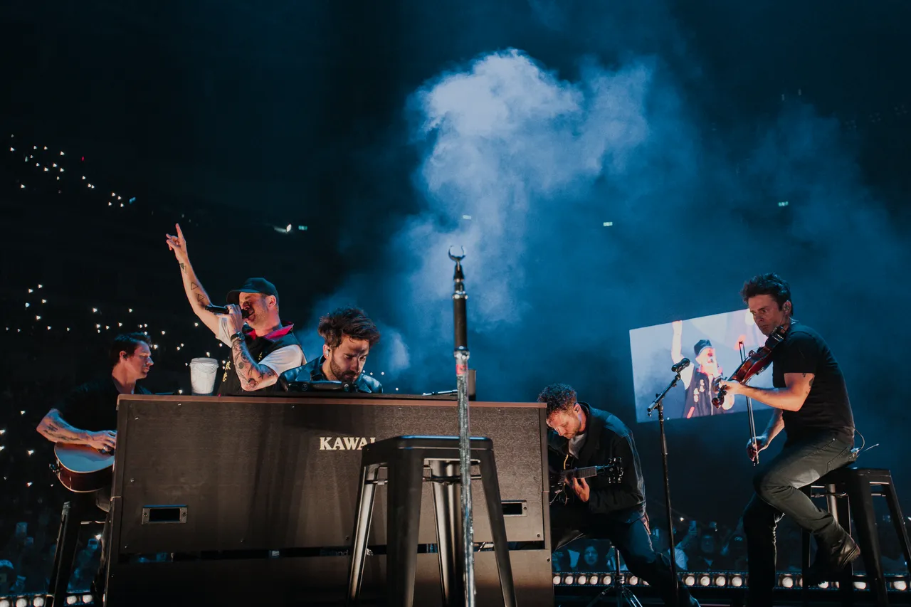 共和世代4度访台，昨晚带来多首金曲。Live Nation Taiwan提供