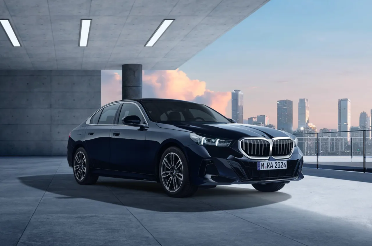 全新年式BMW 5系列 / 5系列Touring正式上市　售价299万元起