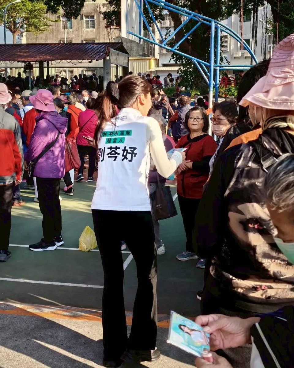 劉芩妤已勤走基層，為明年市議員選舉做準備。翻攝劉芩妤臉書